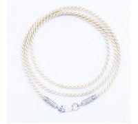 Шнурок шелковый крученый с серебряными концевиками замком - карабином - слоновая кость - арт. Гт150